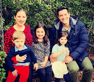 Tom Llamas Bio, Age, Wife, Kids, Abc News, Donald Trump, Salary