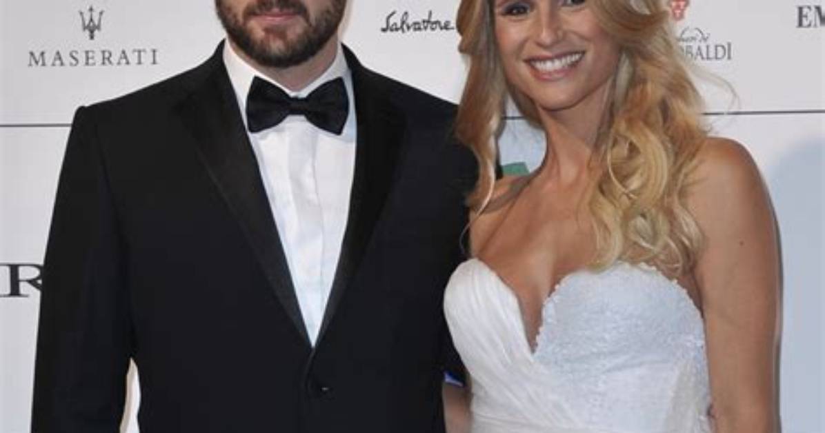 Tomaso Trussardi Wikipedia and Et%C3%A0 Michelle Hunziker 400. Jpg