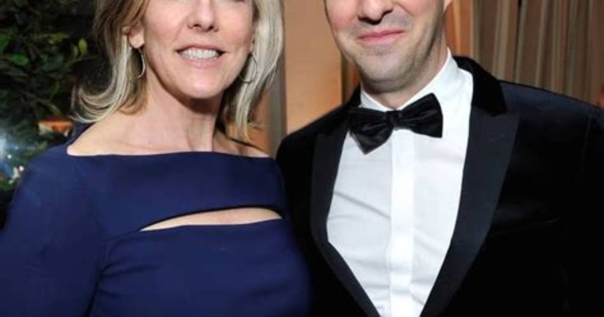 Tony Hale Is Married to Wife: Martel Thompson. Kids: Loy Ann.