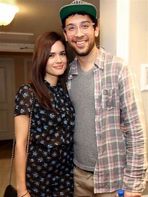 Torrey Devitto: Boyfriend, Net Worth, Tattoos, Smoking & Body Measurements