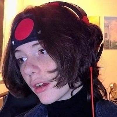 Twitch Streamer Billzo Latest Video Sparks Pronouns Controversy, Real Name and Gender