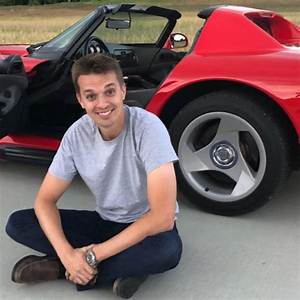 Tyler Hoover (Hoovies Garage) Net Worth: Height, Age, Wiki & Bio 2021