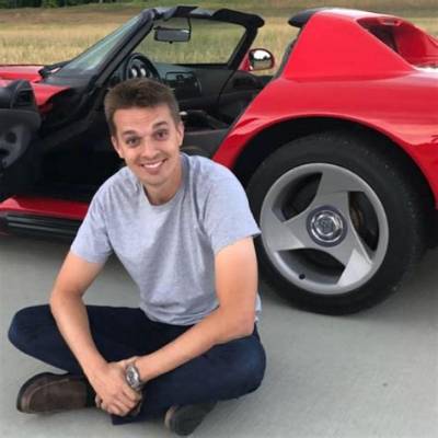 Tyler Hoover (Hoovies Garage) Net Worth: Height, Age, Wiki & Bio 2021
