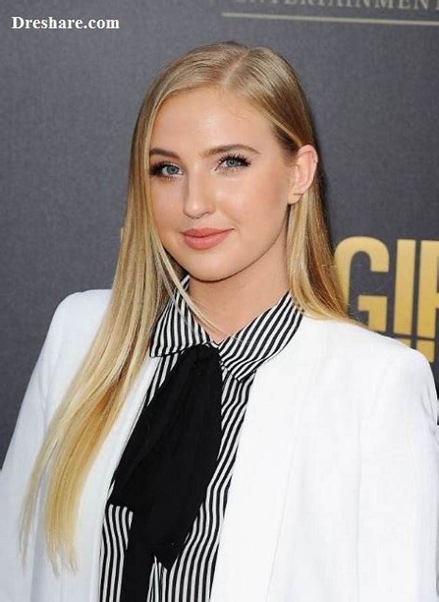 Veronica Dunne, Bio, Wiki, Age, Height, Parents, Net Worth, Movies and Tv Shows