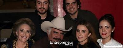 Vicente Fernandez Siblings: How Many Sister and Brothers Does He Have?