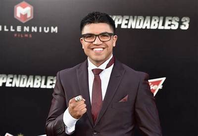 Victor Ortiz Net Worth, Income, Salary, Earnings, Biography