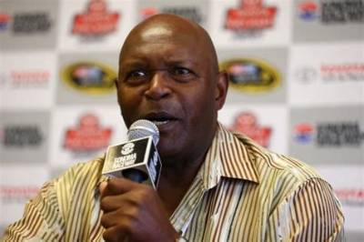 Vida Blue Net Worth, Income, Salary, Earnings, Biography