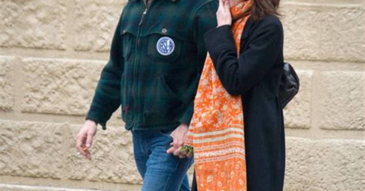 Viggo Mortensen: Girlfriend, Net Worth, Tattoos, Smoking & Body Facts