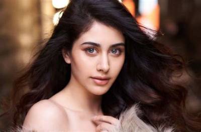 Warina Hussain Biography, Age, Height, Wiki, Boyfriend, Family, Profile