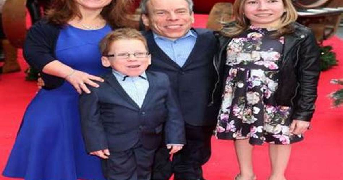 Warwick Davis Bio, Age, Wife, Height, Family, Movies, Children, Harry Potter and Star Wars