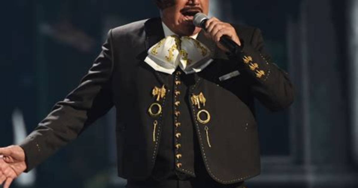 Was Vicente Fernandez Gay? Sexuality Buzzes Amid His Death News