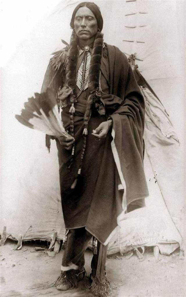 What Did the Comanches Wear