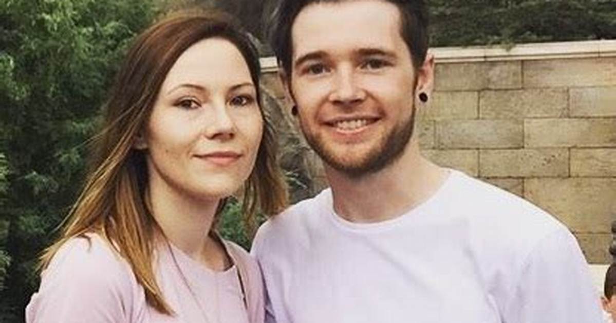 What Happened to Dantdms Wife? Jemma Middleton Age and Health – Where Is She Now?