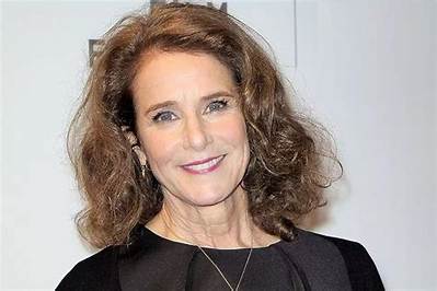 What Happened to Debra Winger? What Is She Doing Now?