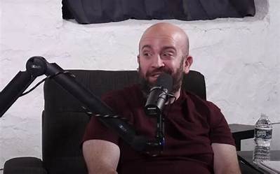What Happened to Podcaster & Comedian Lee Syatt? His Weight Loss Explained