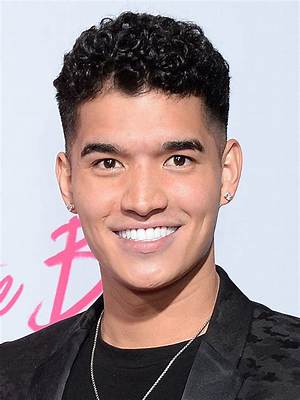What Is Alex Wassabi Ethnicity? Everything to Know About the Youtuber