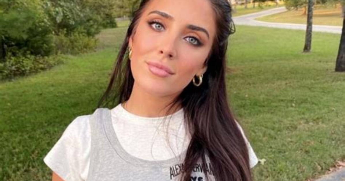 What Is Sumner Stroh’s Net Worth? Instagram Model Had a Affair with Maroon 5 Adam Levine