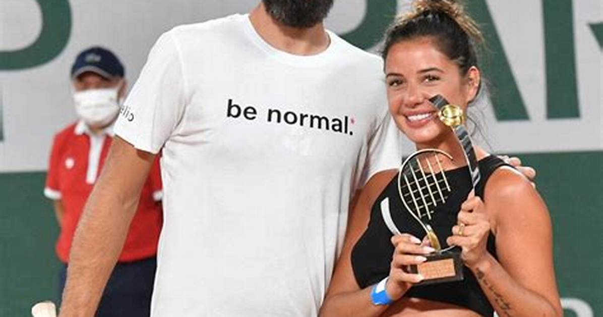 What Is the Age of Julie Bertin? Meet Benoit Paire Girlfriend on Instagram