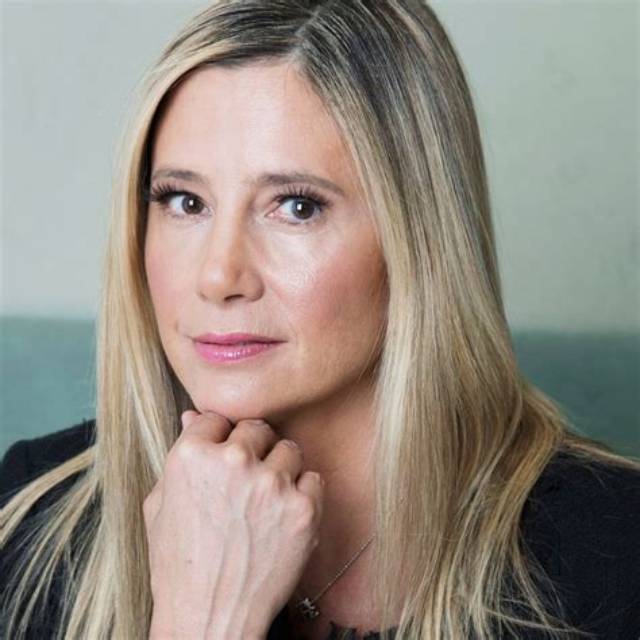 What Nationality Is Mira Sorvino? Does Mira Sorvino Have Ms?