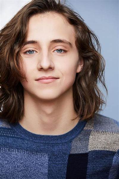 What Pronouns Does Rueby Wood Use? Everything on the Identity and Bio of Better Nate Than Ever Cast