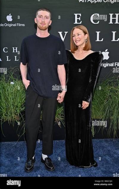 Where Did Caleb Freundlich Attend College? Where Do Julianne Moore’s Kids Go to College?