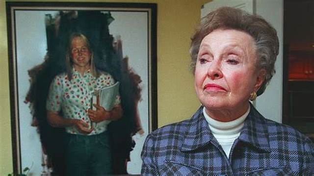 Where Is Dorthy Moxley Now? Here Is What We Know About Martha Moxley Mother and Father