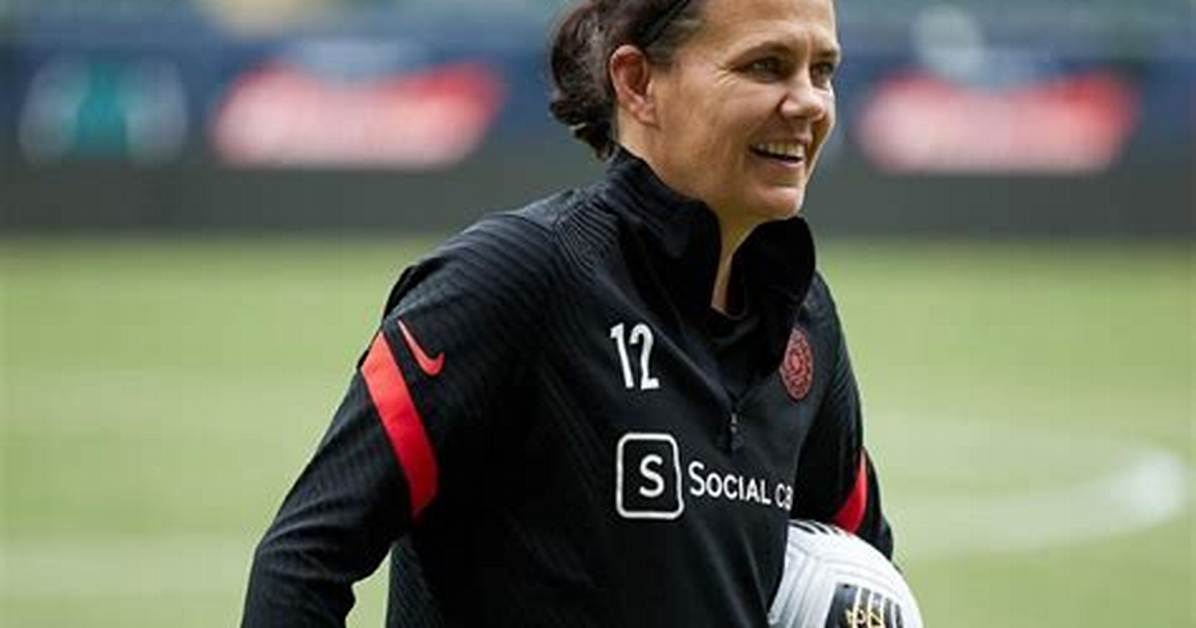 Who Are Christine Sinclair Parents? Meet Sandra Sinclair and Bill Sinclair