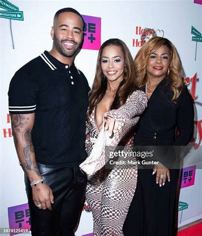 Who Are Erica Peeples Parents? Meet the Trophy Wife Actress Family on Instagram