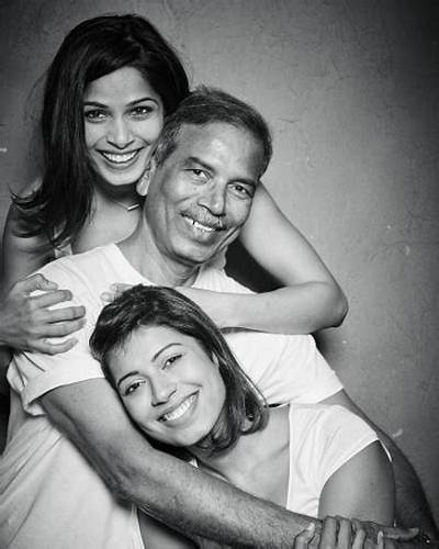 Who Are Freida Pinto Parents? Meet Sylvia Pinto and Frederick Pinto