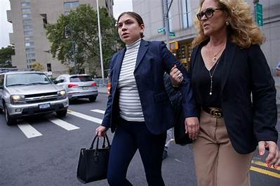 Who Are Isabella Pollok and Claudia Drury? Larry Ray Victim Wikipedia Bio Explored