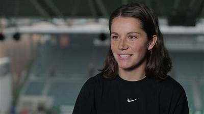 Who Are Jessie Fleming Parents? Meet the Olympics Athlete on Instagram