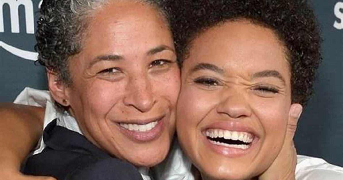 Who Are Kiersey Clemons Parents? Partner Height and Net Worth