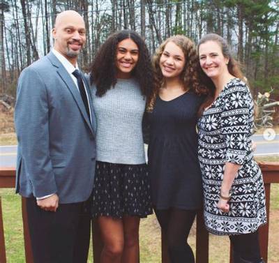 Who Are Logan Eggleston Parents? Father Stan & Mother Lori