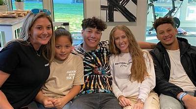 Who Are Patrick Mahomes Siblings? Meet His Family on Instagram