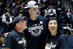 Who Are Zach Edey Parents? Find out About the Basketball Player’s Family
