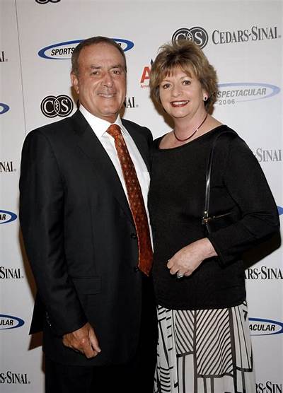 Who Is Al Michaels Wife Linda Anne Stamaton? Everything on Her Family and More