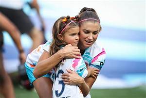 Who Is Alex Morgan Family? How Old Are Alex Morgan’s Sisters?