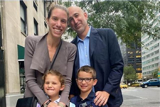 Who Is Alissa Heinerscheid Husband Henry Charles? Family Kids and Net Worth