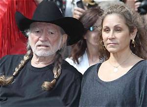 Who Is Annie D’angelo? Her Husband – Willie Nelson, How Old Is She?