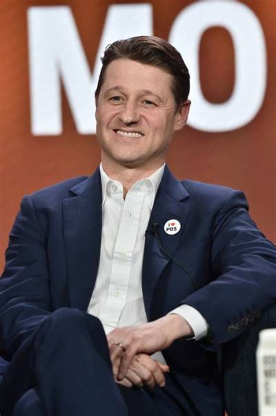 Who Is Ben Mckenzie? Wiki, Age, Height, Wife, Net Worth, Ethnicity, Career