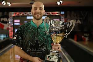 Who Is Bowler Graham Fach? Wikipedia and Age, Does He Have a Wife?