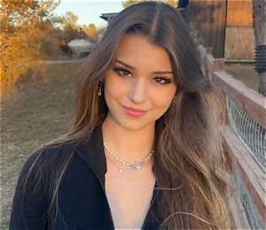 Who Is Brooke Monk? Biography, Age, Boyfriend, Net Worth, Instagram, Height, Earrings, Youtube, Twitter