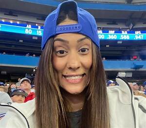 Who Is Carly Agro? Eveyrthing to Know About the Sportsnet Reporter – Meet Twin Sister Charlsie Agro