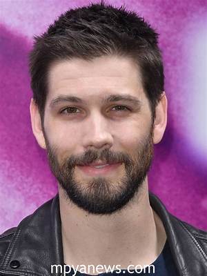 Who Is Casey Deidrick: 5 Facts About the ‘In the Dark Actor’
