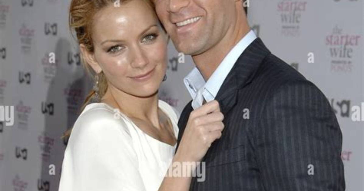 Who Is Chris Diamantopoulos Wife Becki Newton? More on the Cast of Red Notice
