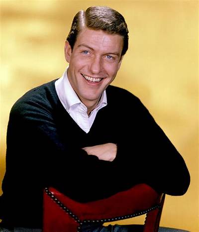 Who Is Dick Van Dyke? Wiki, Age, Height, Wife, Net Worth, Ethnicity