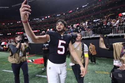 Who Is Drake London? Everything About the American Football Wide Receiver for the Usc Trojans