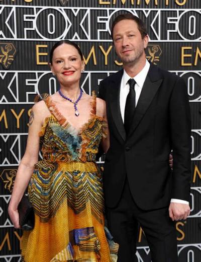 Who Is Ebon Moss-Bachrach Wife Yelena Yemchuk? Meet His Children & Family