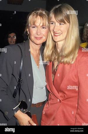 Who Is Elizabeth Dern? Sister of Laura Dern: How Many Siblings Does the ‘Jurassic World: Dominion’ Actress Have?