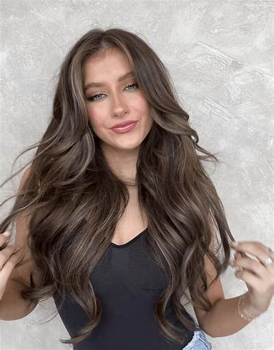 Who Is Elliana Walmsley? See Net-Worth, Quote, Awards, Fact, Wiki